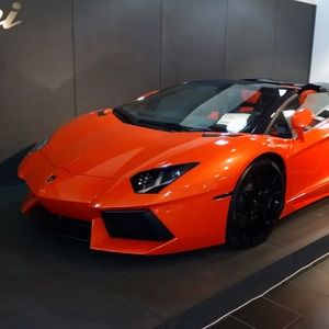 Meet your Posher, Joshua